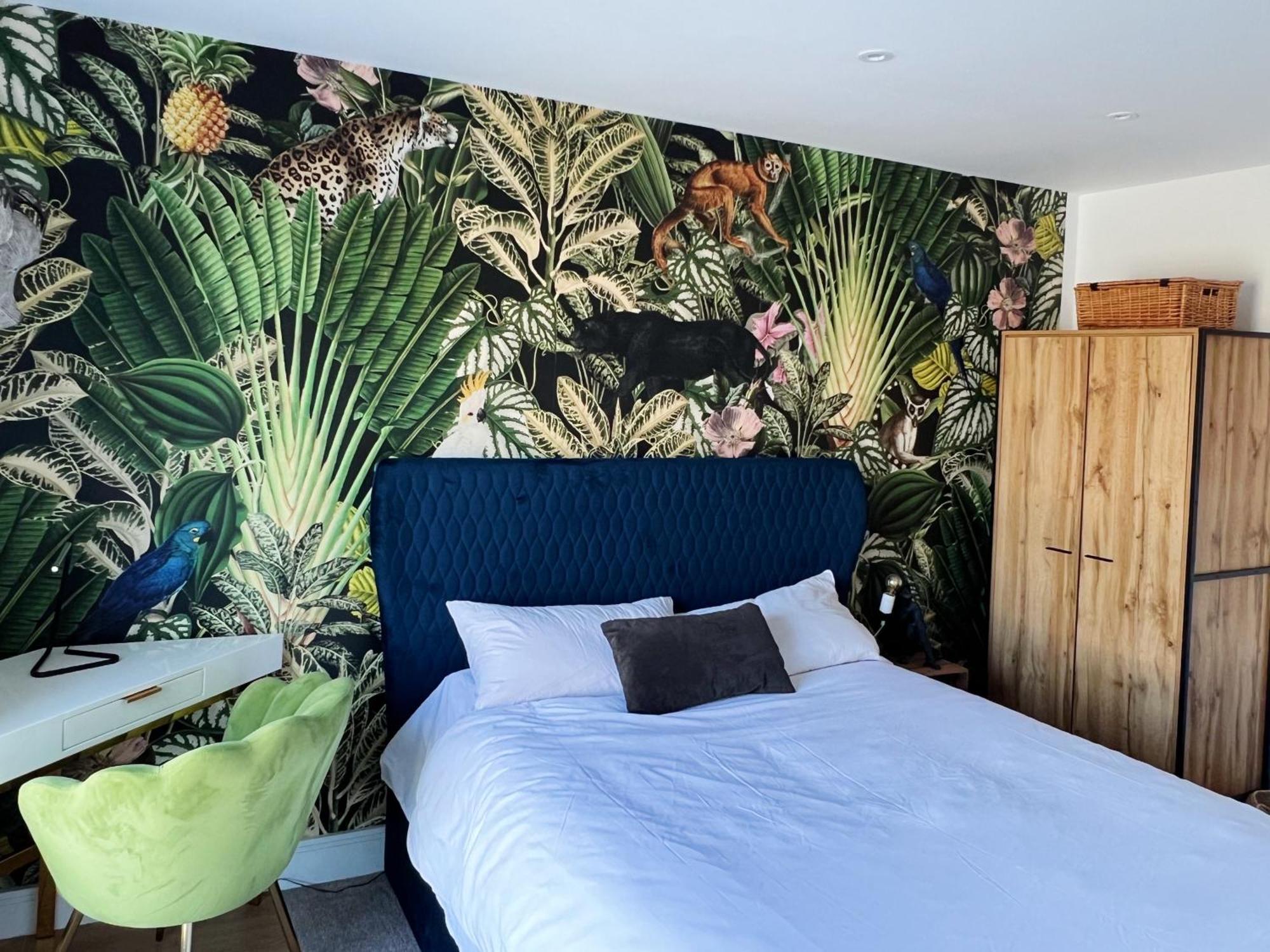 Stunning Riverside View Apartment, Near Canary Wharf & O2 Londres Exterior foto